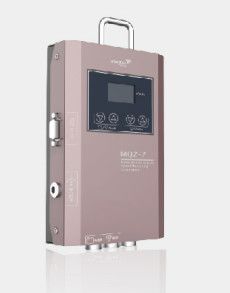 Máy phân tích tốc độ xoay MQZ-7 đo tốc độ động cơ của một chiếc xe máy