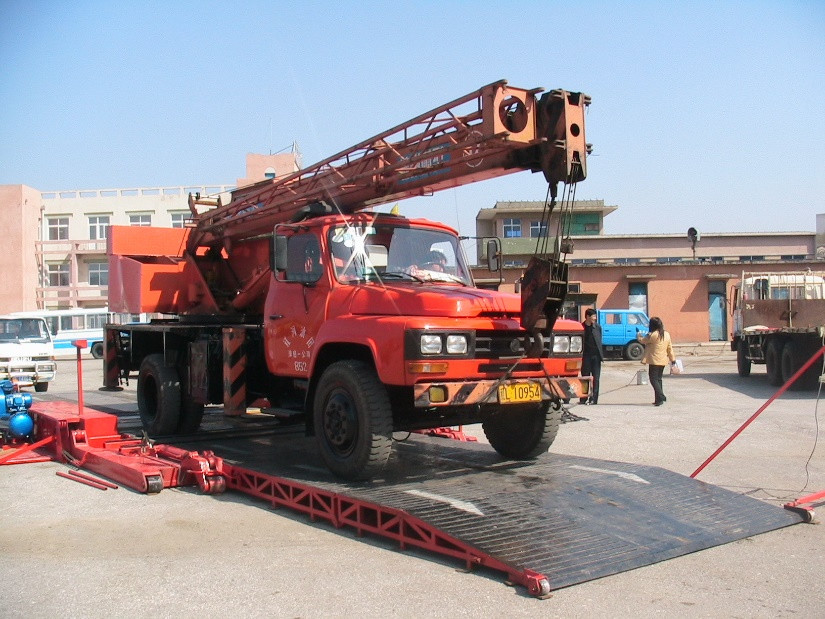 Vị trí làm việc Đường thử nghiệm an toàn xe di động 10000kg Trọng lượng CTYJ-10 Đường thử nghiệm di động