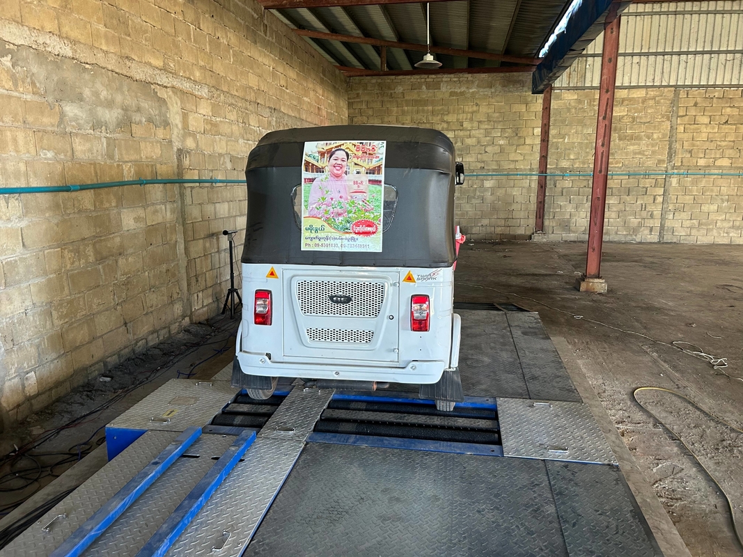 Kiểm tra xe máy toàn diện cho tất cả các loại (2 bánh và 3 bánh) Đường thử xe máy ba bánh EV cho hai và ba bánh CTMT-750 Đường thử xe máy