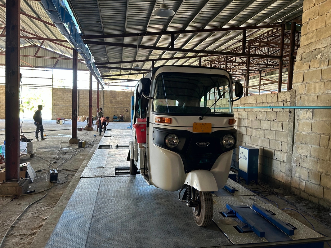 Kiểm tra xe máy toàn diện cho tất cả các loại (2 bánh và 3 bánh) Đường thử xe máy ba bánh EV cho hai và ba bánh CTMT-750 Đường thử xe máy