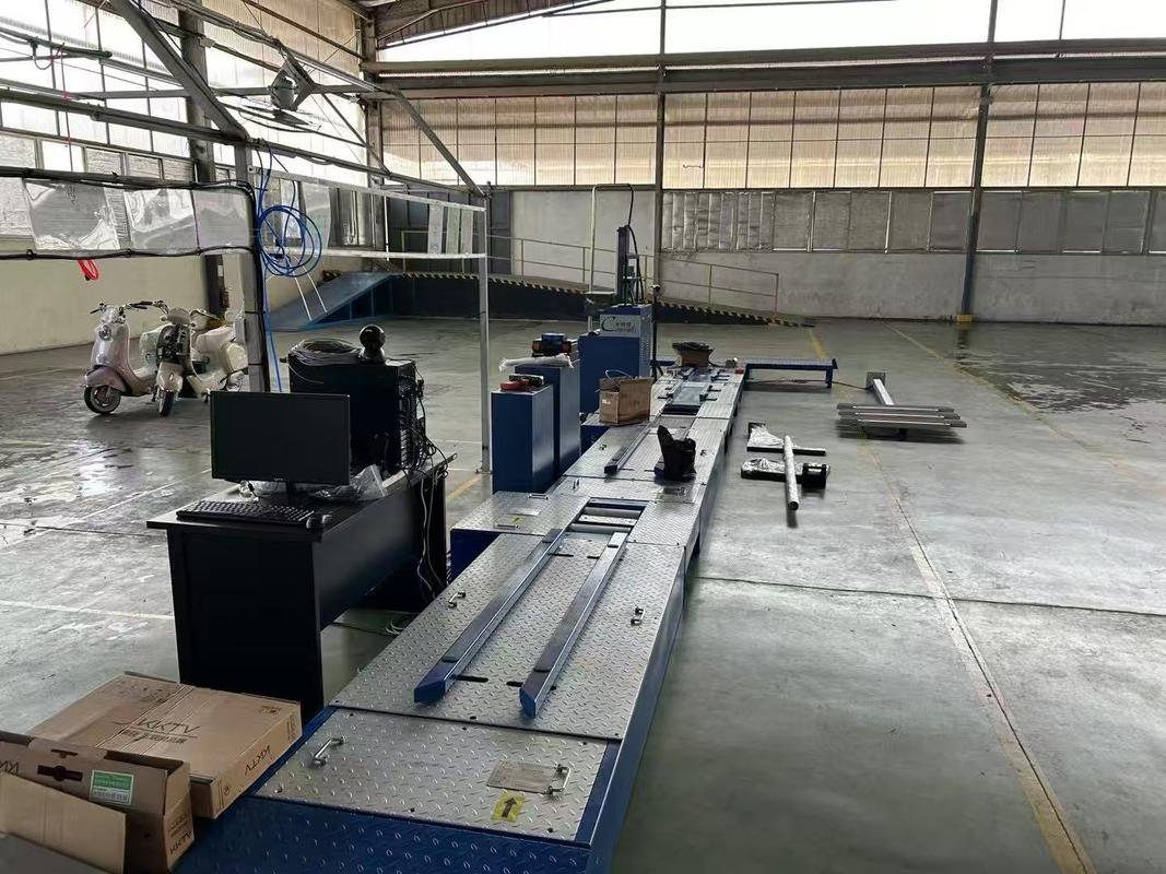 2 bánh xe máy Đường thử tập trung Bao gồm lực phanh trục tải Speedometer Clamping Wheel Alignment Headlight Tester Noise Meter