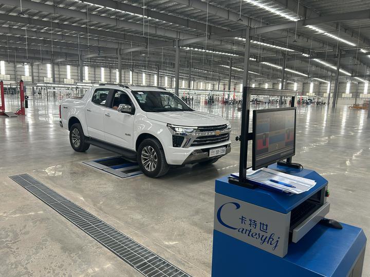 Thương hiệu Cartesy CTGT-3-3C Dây chuyền kiểm tra xe lăn Trinity Máy kiểm tra phanh con lăn với tải trọng trục Máy kiểm tra độ trượt bên tấm đơn cho xe hạng nhẹ