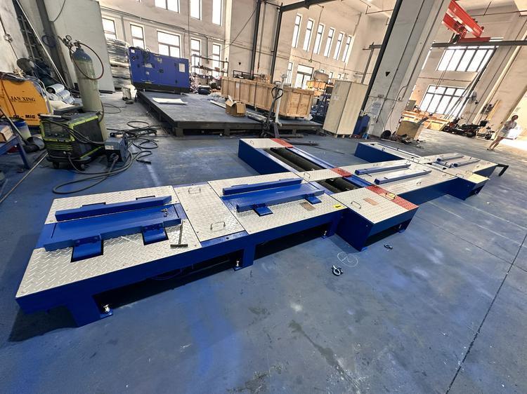 Dây chuyền kiểm tra tập trung xe máy 2 & 3 bánh Bao gồm Lực phanh Tải trọng trục Tốc độ Kẹp Căn chỉnh bánh xe Đèn pha